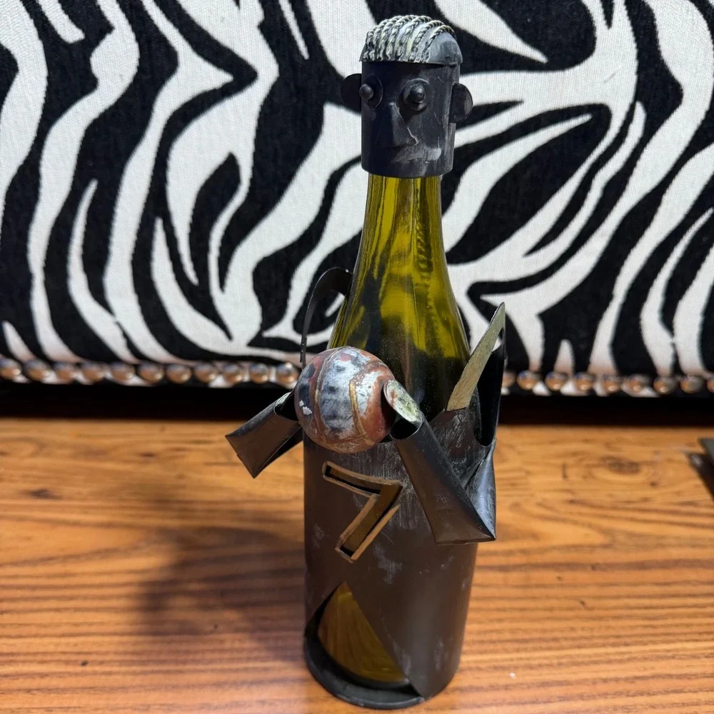 Vintage Metal Basketball Player Wine Bottle Caddy Holder Jersey 7 Sports Decor